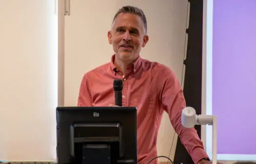 Photo of Dan Taber giving a lecture.